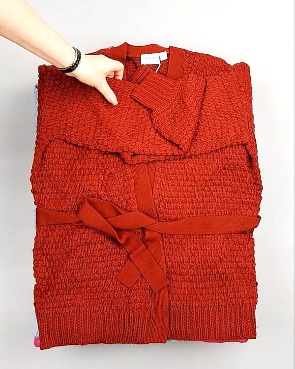 Фотография  578 - Кардиганы VILA W 104#7 кг, ЛОТ №7384 оптом в Салехарде и Ямало-Ненецком АО