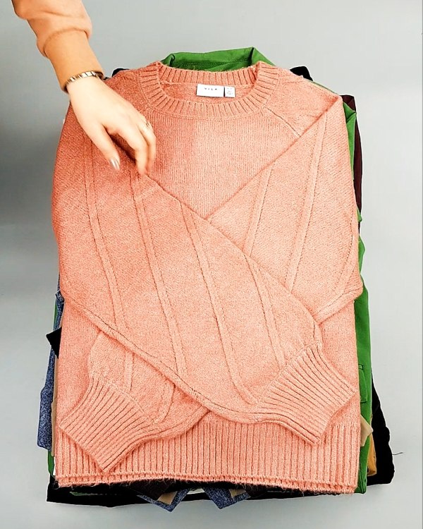 Фотография  978 - Bestseller Winter В mix 114#15 кг, ЛОТ №7374 оптом в Салехарде и Ямало-Ненецком АО