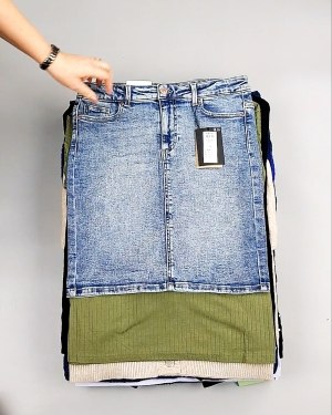 Фотография  371 - Bestseller Winter mix 104#15 кг, ЛОТ №7343 оптом в Салехарде и Ямало-Ненецком АО