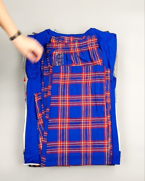 Фотография  874 - Домашняя одежда CAN 104#10 кг, ЛОТ №7330 оптом в Салехарде и Ямало-Ненецком АО