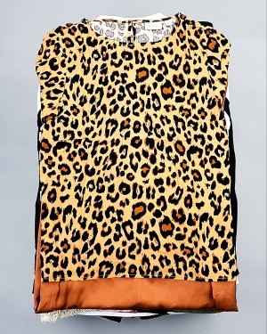 Купить Bestseller Summer mix 104#15 кг, ЛОТ №7494 оптом в Салехарде и Ямало-Ненецком АО