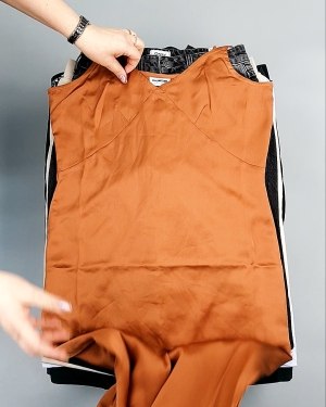 Фотография  466 - Bestseller Summer mix 104#15 кг, ЛОТ №7493 оптом в Салехарде и Ямало-Ненецком АО