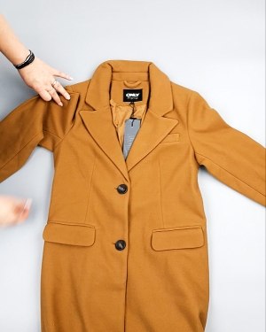 Фотография  928 - Пальто Bestseller 104#10,5 кг, ЛОТ №7559 оптом в Салехарде и Ямало-Ненецком АО