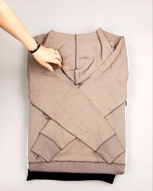 Фотография  969 - Толстовки СТОК CAN 0424#10 кг, ЛОТ №7447 оптом в Салехарде и Ямало-Ненецком АО