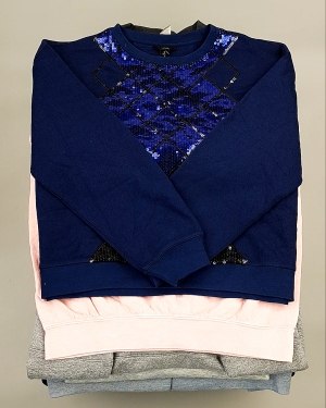 Купить SWEATSHIRT CAN 084#10 кг, ЛОТ №7617 оптом в Салехарде и Ямало-Ненецком АО