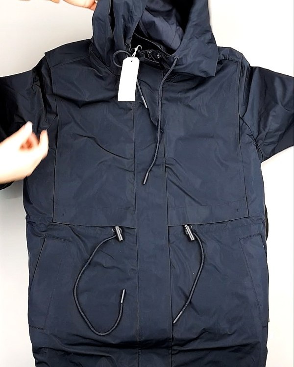 Фотография  498 - Верхняя одежда весна TOM TAILOR 124#7,8 кг, ЛОТ №7581 оптом в Салехарде и Ямало-Ненецком АО