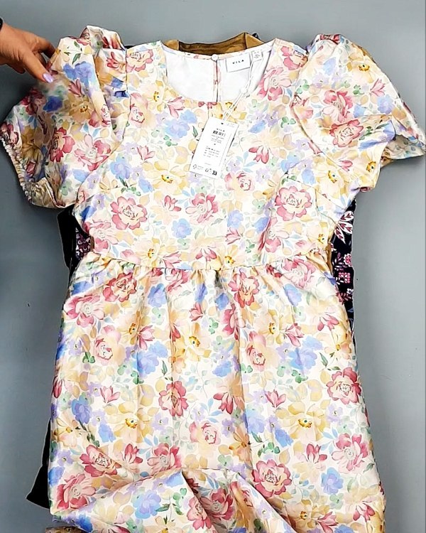 Фотография  302 - Платья VILA Summer 104#5 кг, ЛОТ №7837 оптом в Салехарде и Ямало-Ненецком АО