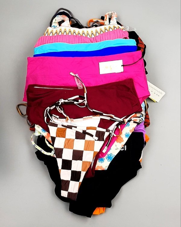 Фотография  331 - Купальники AMAZON жен 015#4 кг, ЛОТ №7796 оптом в Салехарде и Ямало-Ненецком АО