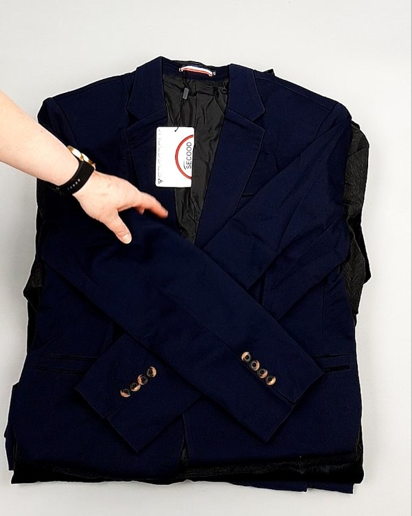 Фотография  614 - Пиджаки муж AMAZON 015#7,8 кг, ЛОТ №7774 оптом в Салехарде и Ямало-Ненецком АО