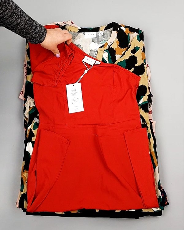 Фотография  512 - Платья VILA Summer 104#5 кг, ЛОТ №7833 оптом в Салехарде и Ямало-Ненецком АО