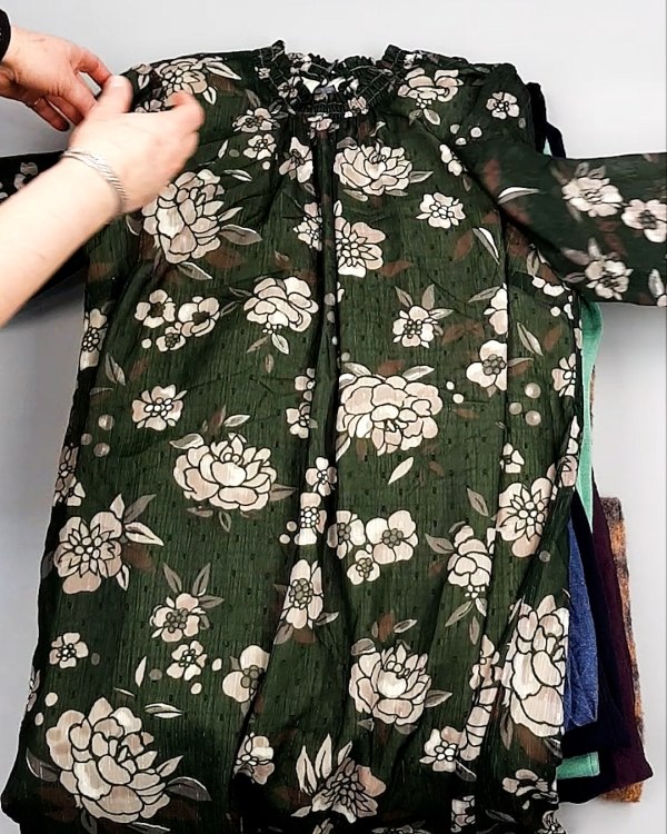 Фотография  771 - Платья СТОК CAN зима 084#7 кг оптом в Салехарде и Ямало-Ненецком АО