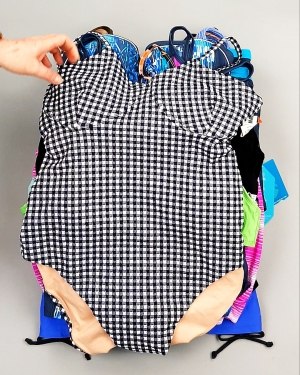 Фотография  708 - Купальники СТОК CAN 124#5 кг, ЛОТ №7689 оптом в Салехарде и Ямало-Ненецком АО