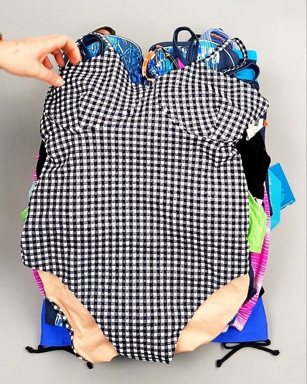 Фотография  176 - Купальники СТОК CAN 124#5 кг, ЛОТ №7689 оптом в Салехарде и Ямало-Ненецком АО