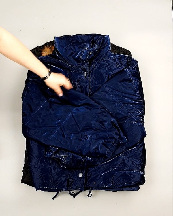 Фотография  889 - Верхняя одежда AMAZON жен 015#10 кг, ЛОТ №7714 оптом в Салехарде и Ямало-Ненецком АО