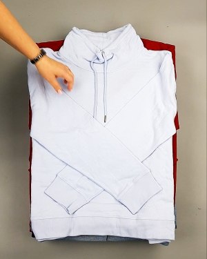 Фотография  174 - SWEATSHIRT CAN 084#10 кг, ЛОТ №7618 оптом в Салехарде и Ямало-Ненецком АО