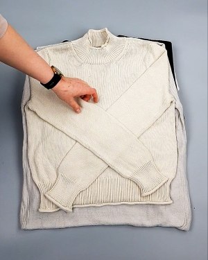 Фотография  296 - Джемпера СТОК CAN 084#7 кг, ЛОТ №7649 оптом в Салехарде и Ямало-Ненецком АО