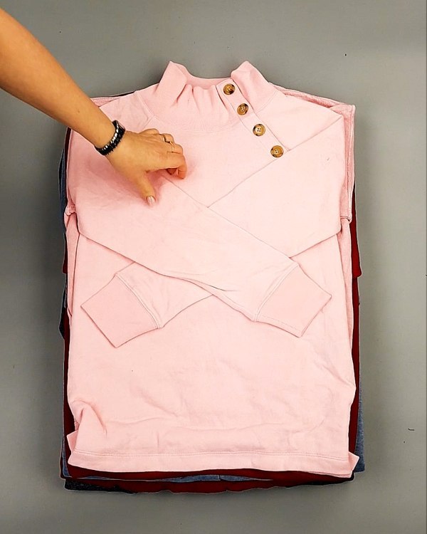 Фотография  517 - SWEATSHIRT CAN 084#10 кг, ЛОТ №7618 оптом в Салехарде и Ямало-Ненецком АО