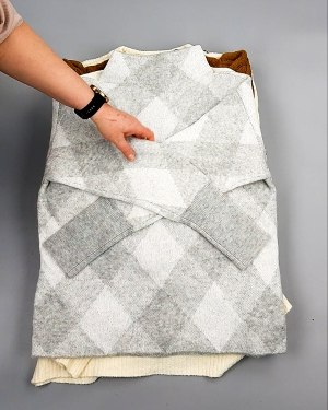 Фотография  229 - Джемпера СТОК CAN 084#7 кг, ЛОТ №7651 оптом в Салехарде и Ямало-Ненецком АО