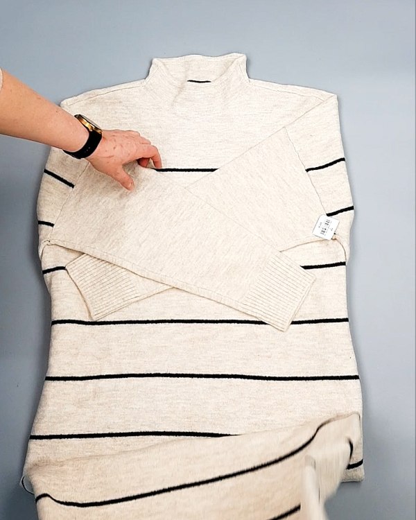 Фотография  621 - Платья СТОК CAN зима 084#7 кг, ЛОТ №7695 оптом в Салехарде и Ямало-Ненецком АО