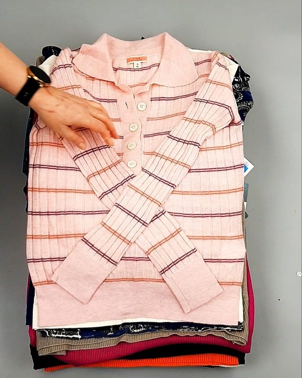 Фотография  559 - Джемпера легкие СТОК CAN 084#7 кг оптом в Салехарде и Ямало-Ненецком АО