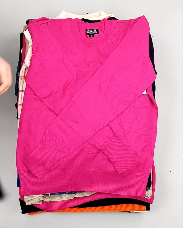 Фотография  289 - Джемпера легкие СТОК CAN 084#7 кг оптом в Салехарде и Ямало-Ненецком АО