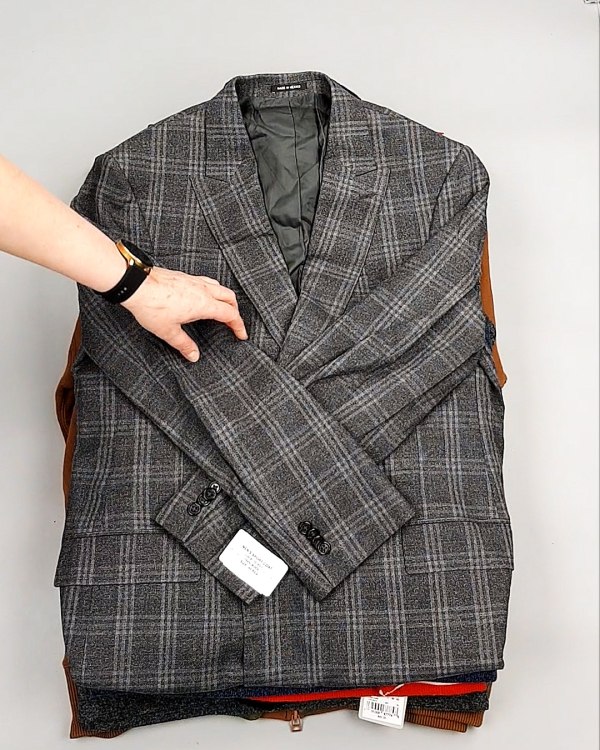 Фотография  262 - AMAZON mix муж весна 015#15 кг, ЛОТ №7739 оптом в Салехарде и Ямало-Ненецком АО