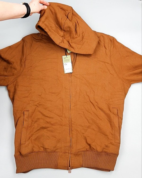 Фотография  547 - AMAZON mix муж весна 015#15 кг, ЛОТ №7739 оптом в Салехарде и Ямало-Ненецком АО