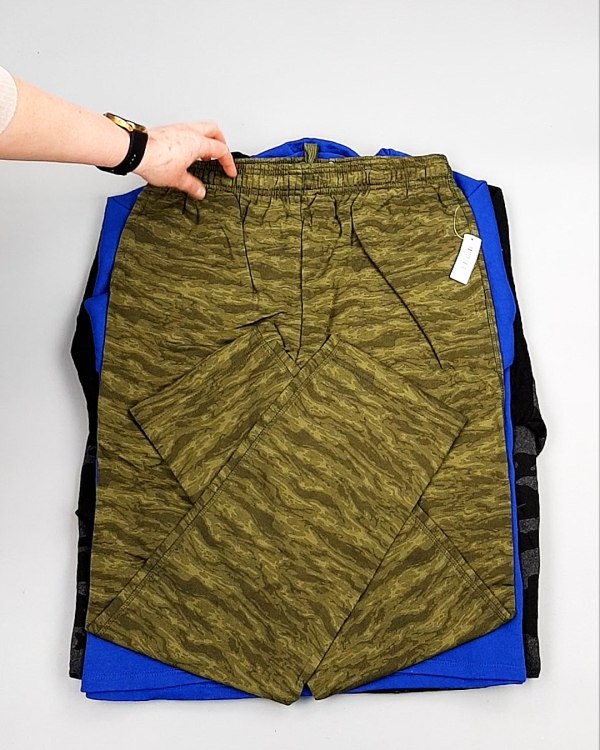 Фотография  261 - AMAZON mix муж весна 015#15 кг, ЛОТ №7740 оптом в Салехарде и Ямало-Ненецком АО