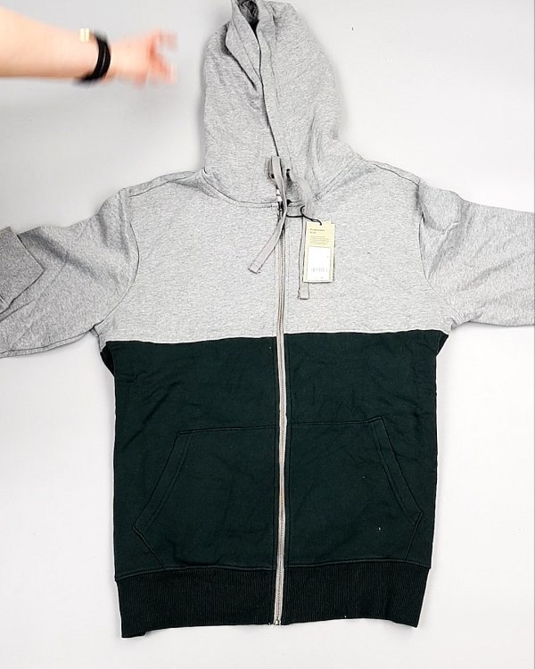 Фотография  590 - AMAZON mix муж весна 015#15 кг, ЛОТ №7737 оптом в Салехарде и Ямало-Ненецком АО