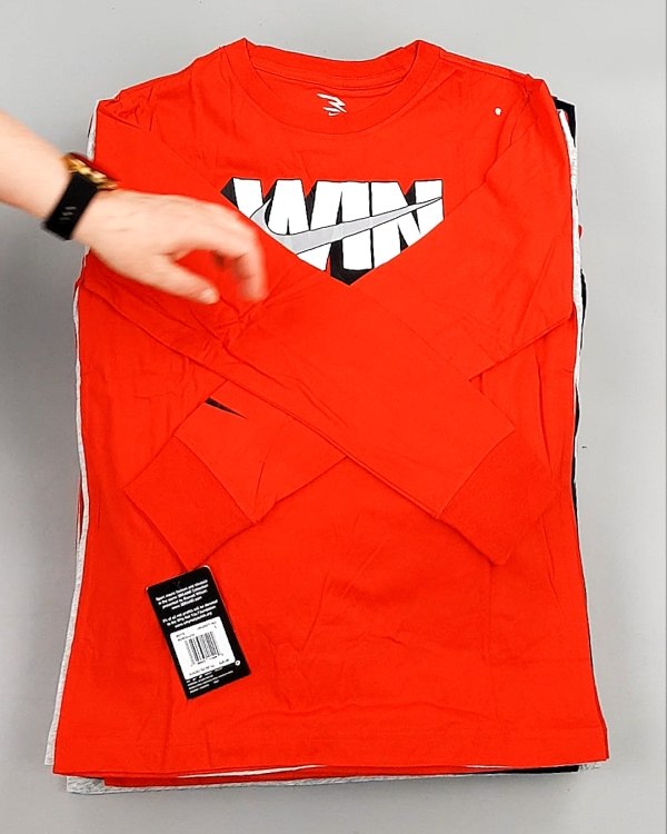 Фотография  864 - Тонковки детские NIKE CAN 084#5 кг, ЛОТ №7968 оптом в Салехарде и Ямало-Ненецком АО