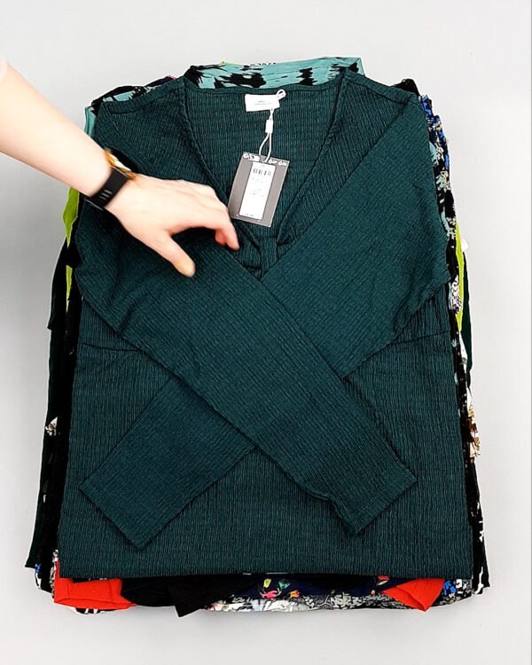 Фотография  217 - Блузки Bestseller+DK 035#5 кг, ЛОТ №8097 оптом в Салехарде и Ямало-Ненецком АО