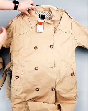 Фотография  168 - Ветровки м/ж C&A 025#10 кг, ЛОТ №7864 оптом в Салехарде и Ямало-Ненецком АО