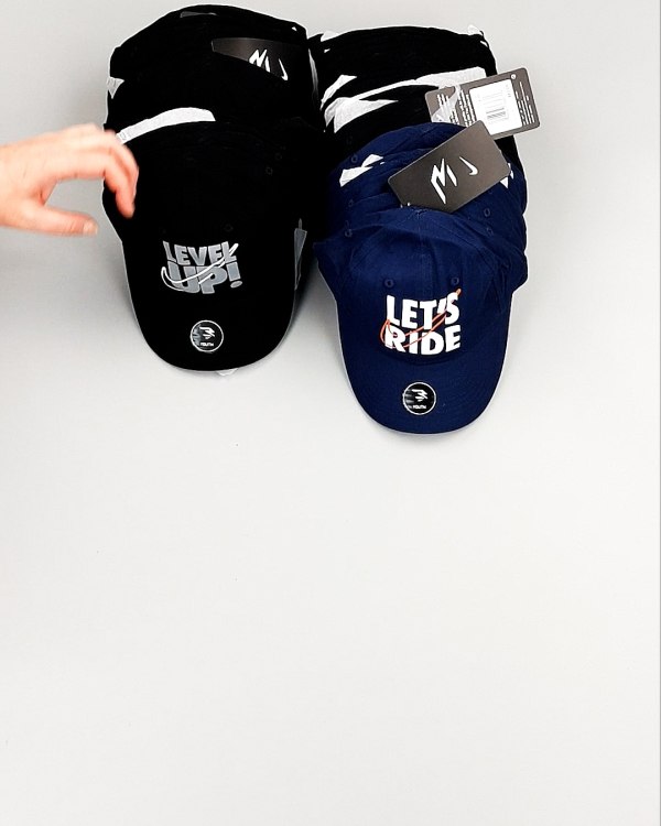 Фотография  239 - Кепки детские CAN 084#5 кг, ЛОТ №7965 оптом в Салехарде и Ямало-Ненецком АО