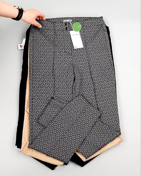 Фотография  634 - Брюки женские лето C&A 025#10 кг оптом в Салехарде и Ямало-Ненецком АО