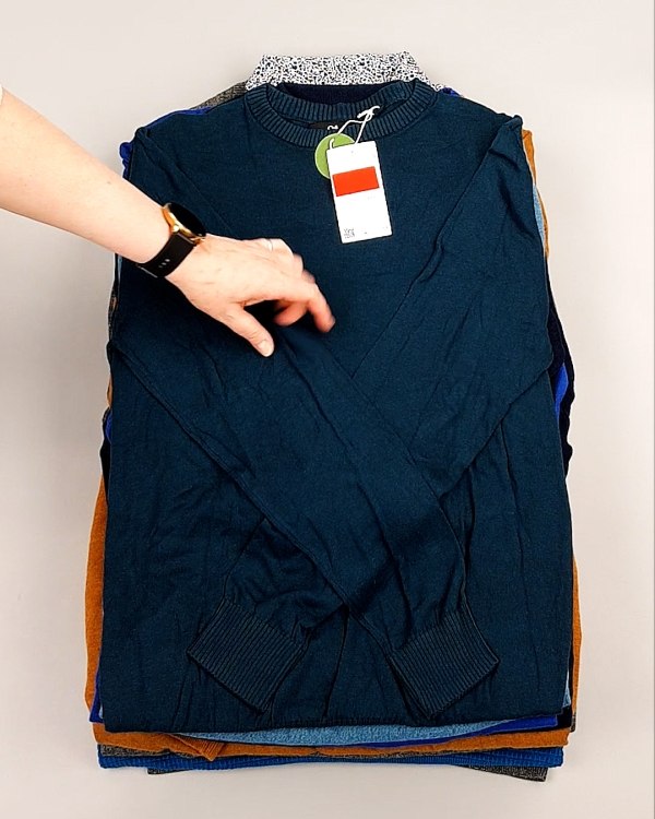 Фотография  760 - Джемпера легкие мужские C&A 025#7 кг, ЛОТ №7876 оптом в Салехарде и Ямало-Ненецком АО