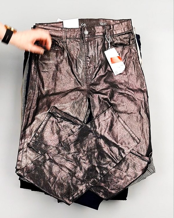 Фотография  838 - Брюки женские лето C&A 025#10 кг, ЛОТ №7895 оптом в Салехарде и Ямало-Ненецком АО