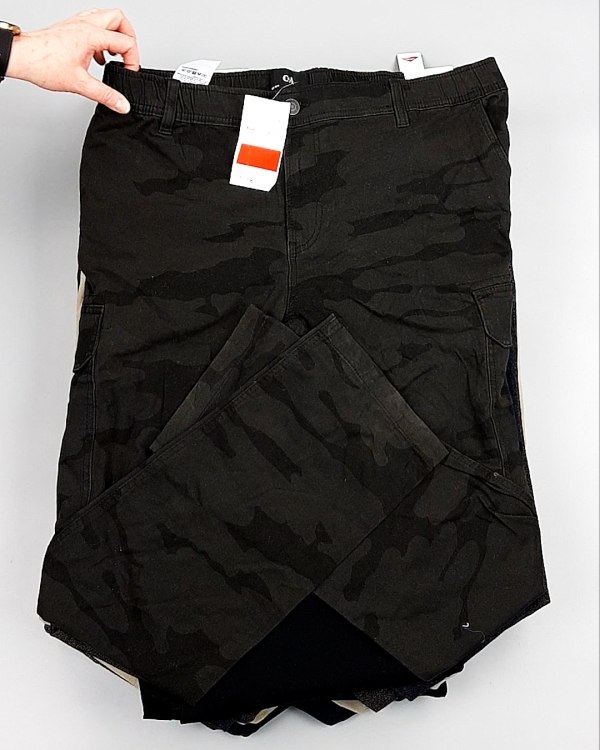 Фотография  811 - Брюки мужские зима C&A 025#10 кг, ЛОТ №7913 оптом в Салехарде и Ямало-Ненецком АО