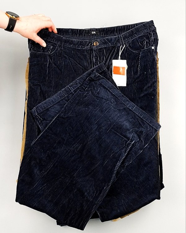 Фотография  256 - Брюки вельветовые м/ж C&A 025#10 кг, ЛОТ №7902 оптом в Салехарде и Ямало-Ненецком АО