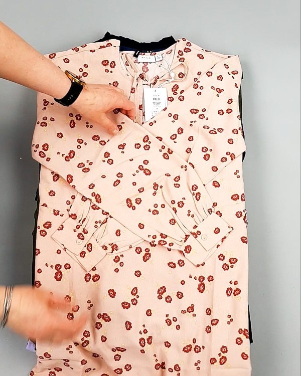 Фотография  411 - Платья Bestseller+DK Summer 035#5 кг оптом в Салехарде и Ямало-Ненецком АО