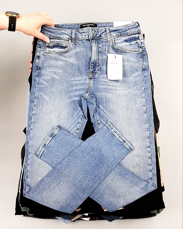 Фотография  704 - ДАНИЯ Summer mix 24#15 кг оптом в Салехарде и Ямало-Ненецком АО