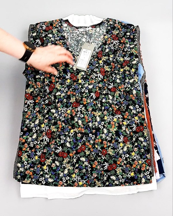 Фотография  864 - Блузки Bestseller 44#5 кг, ЛОТ №8026 оптом в Салехарде и Ямало-Ненецком АО