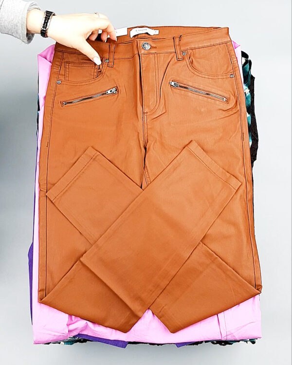 Фотография  192 - B.YOUNG Summer mix 035#15 кг, ЛОТ №8201 оптом в Салехарде и Ямало-Ненецком АО