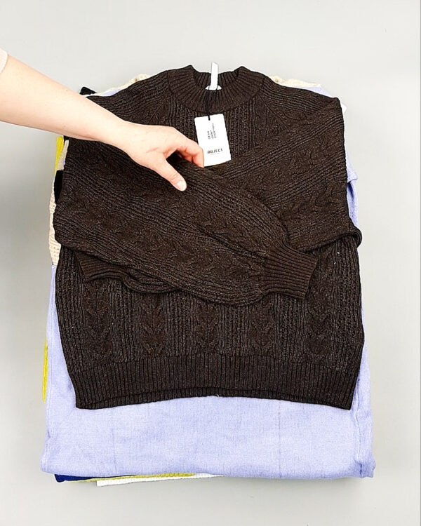 Фотография  346 - Джемпера Bestseller+DK 035#7 кг, ЛОТ №8260 оптом в Салехарде и Ямало-Ненецком АО