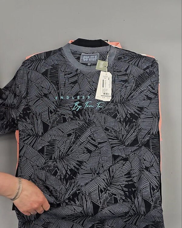 Фотография  943 - TOM TAILOR mix 0424#15 кг, ЛОТ №8431 оптом в Салехарде и Ямало-Ненецком АО