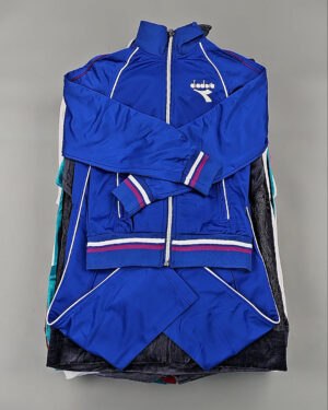 Купить Спортивные костюмы  AD83#10 шт, ЛОТ №8642 оптом в Салехарде и Ямало-Ненецком АО