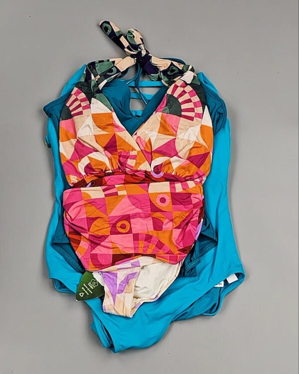 Фотография  428 - Купальники Nordstrom 124#2,3 кг, ЛОТ №8488 оптом в Салехарде и Ямало-Ненецком АО