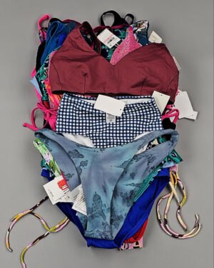 Купить Купальники Nordstrom 124#2,5 кг, ЛОТ №8489 оптом в Салехарде и Ямало-Ненецком АО