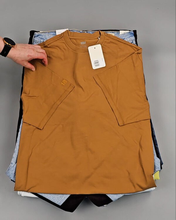 Фотография  505 - Levis mix SW 03#10 кг оптом в Салехарде и Ямало-Ненецком АО