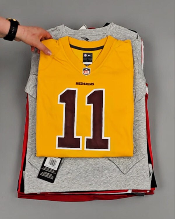 Фотография  776 - KIDS NIKE CAN 084#5 кг, ЛОТ №8502 оптом в Салехарде и Ямало-Ненецком АО