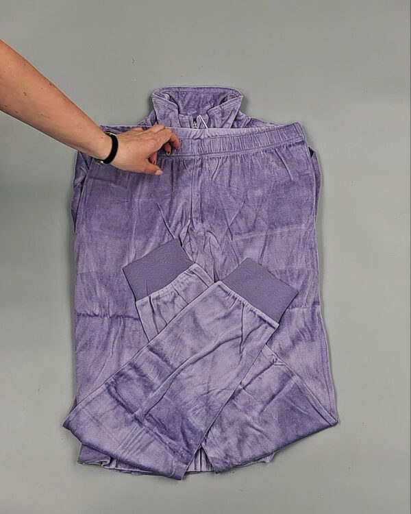 Фотография  622 - Спортивные костюмы  AD83#10 шт, ЛОТ №8642 оптом в Салехарде и Ямало-Ненецком АО